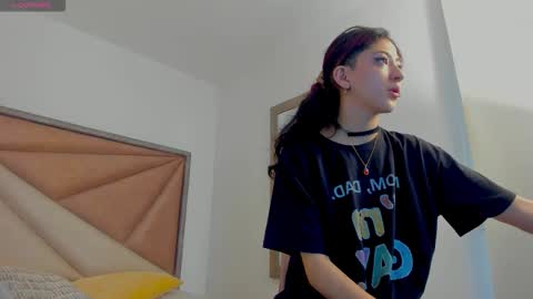 Snapshot of bonniecute_ chatting on 02-21-26, 07:15 online show from 02-21-26, 07:15