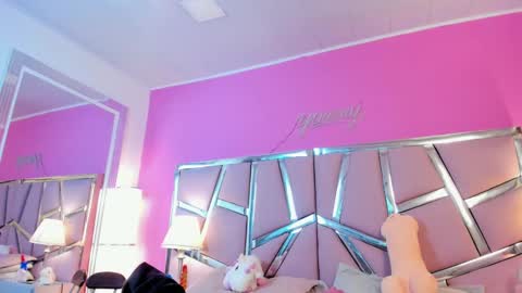 Bonnie  online show from 03-11-25, 01:12