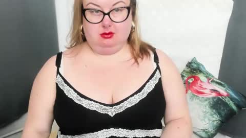 Bonnie online show from 12-13-24, 08:51