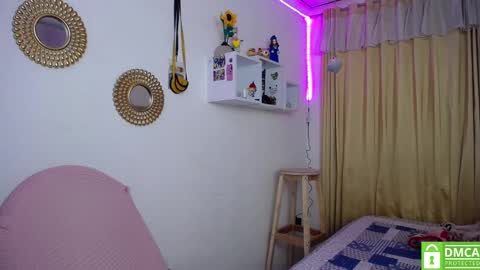 Snapshot of bonny_clyde_xx_ chatting on 02-14-25, 07:28 Soffy Brooks Independent model online show from 02-14-25, 07:28