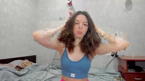Snapshot of bonny_kimberly chatting on 02-20-25, 04:03 Bonny Kimberly online show from 02-20-25, 04:03