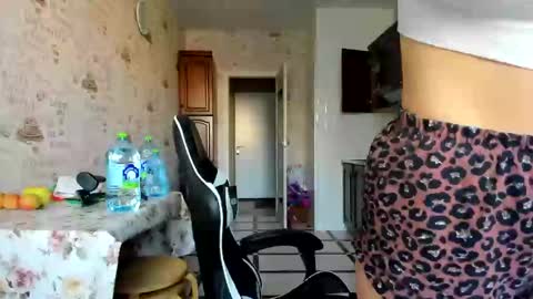 Snapshot of bonny_kimberly chatting on 02-28-25, 08:31 Bonny Kimberly online show from 02-28-25, 08:31