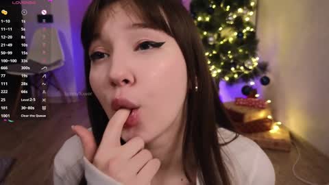 Eva online show from 12-24-24, 06:17