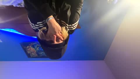 boobookittyfuxx online show from 11-05-25, 08:03