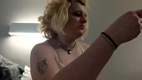 boobookittyfuxx online show from 02-18-26, 05:47