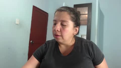 Luciana independent model online show from 01-12-25, 08:25