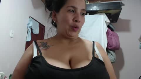 Luciana independent model online show from 04-14-26, 08:37