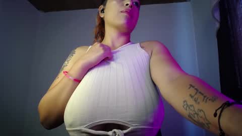 KIM     online show from 09-30-25, 01:38