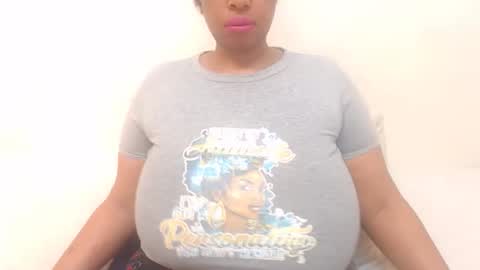 Snapshot of boobyqueen24 chatting on 04-22-26, 07:55 boobyqueen online show from 04-22-26, 07:55