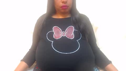 Snapshot of boobyqueen24 chatting on 05-21-26, 04:25 boobyqueen online show from 05-21-26, 04:25