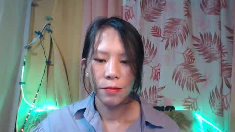 Snapshot of boobzy_hot chatting on 12-19-24, 09:40 Zy online show from 12-19-24, 09:40