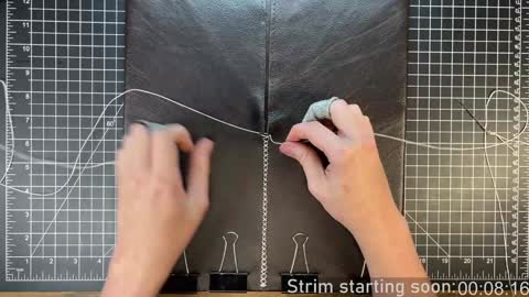 Snapshot of booker_baxton chatting on 12-19-24, 04:02 Booker Baxton online show from 12-19-24, 04:02