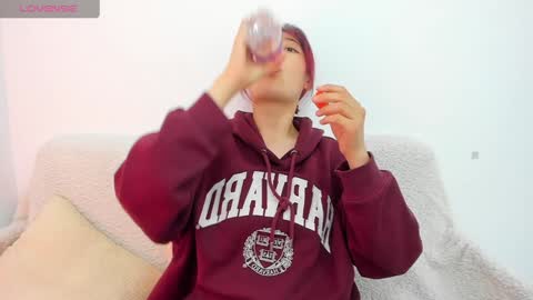 Snapshot of boonie_girl chatting on 01-24-25, 05:42 Booniee online show from 01-24-25, 05:42