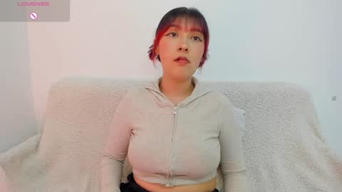 Snapshot of boonie_girl chatting on 01-28-25, 08:47 Booniee online show from 01-28-25, 08:47