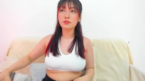 Snapshot of boonie_girl chatting on 02-17-25, 07:37 Booniee online show from 02-17-25, 07:37