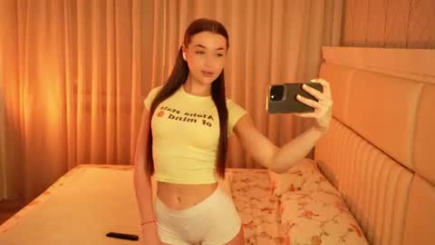 Snapshot of boootyfrytti chatting on 06-25-26, 07:07 boootyfrytti online show from 06-25-26, 07:07