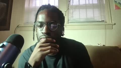 Boo online show from 12-26-24, 07:27