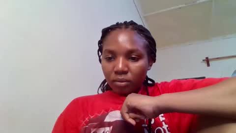 Snapshot of bootie_caramel chatting on 10-13-25, 04:18 bootie_caramel online show from 10-13-25, 04:18