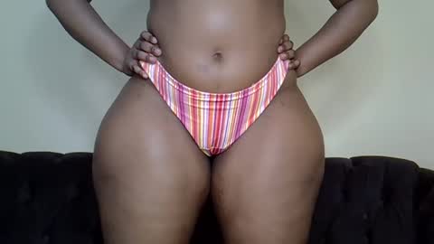 Snapshot of bootieshakess chatting on 03-11-25, 10:42 bootieshakess online show from 03-11-25, 10:42