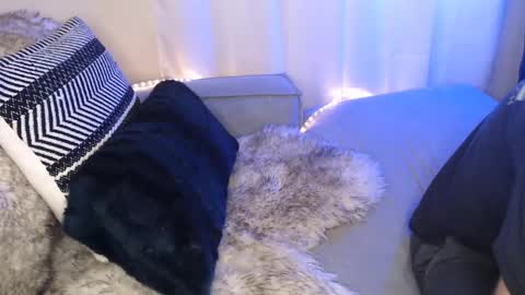 Kim and Kooper online show from 12-19-24, 01:51