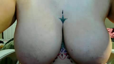 BoredCountryGirl online show from 04-18-26, 02:48