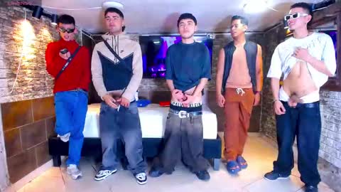 THOMAS AND DAMIAND online show from 09-23-25, 04:48