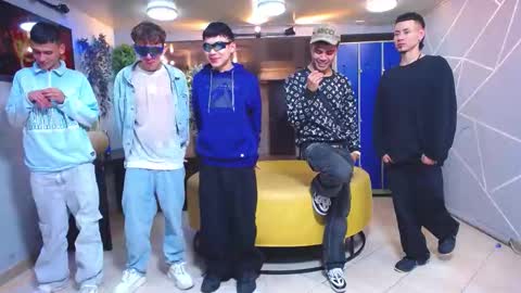 THOMAS AND DAMIAND online show from 09-27-25, 05:12