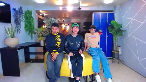 THOMAS AND DAMIAND online show from 10-14-25, 04:02