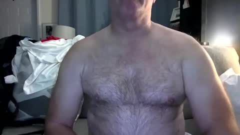 Snapshot of bose36 chatting on 10-26-25, 03:34 bose36 online show from 10-26-25, 03:34