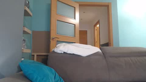 Snapshot of boss_and_channel chatting on 11-23-25, 02:39 babychanel online show from 11-23-25, 02:39