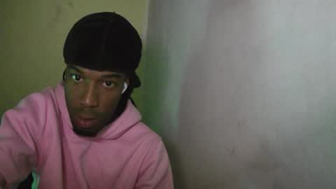 Snapshot of boss_playa98 chatting on 06-09-26, 04:57 boss_playa98 online show from 06-09-26, 04:57