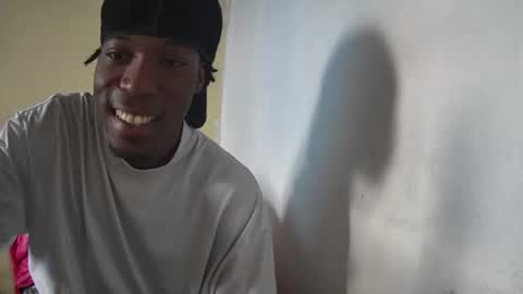 Snapshot of boss_playa98 chatting on 06-15-26, 06:43 boss_playa98 online show from 06-15-26, 06:43