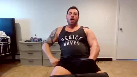 Snapshot of bosslife505050 chatting on 11-25-25, 02:39 The Italian Boss online show from 11-25-25, 02:39