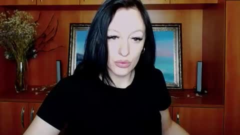 Lara online show from 01-10-26, 01:35