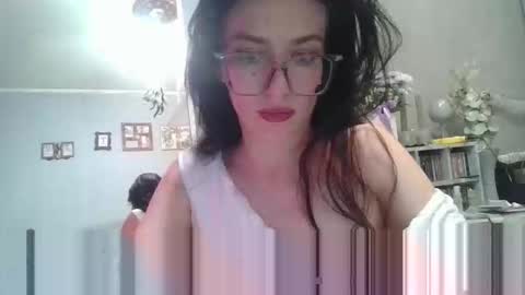Bossy online show from 05-26-26, 09:33