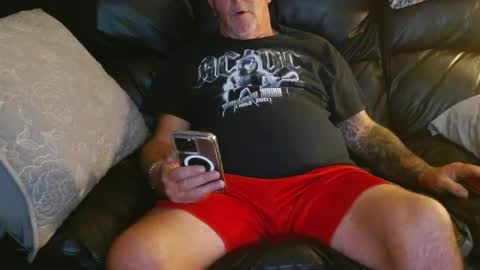 bostonguy1969 online show from 10-05-25, 01:26