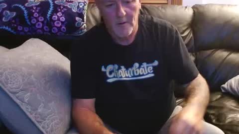 bostonguy1969 online show from 11-12-25, 03:40