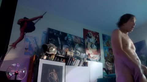 Snapshot of bottomboo7 chatting on 12-17-25, 01:17 Bottomboo7 online show from 12-17-25, 01:17