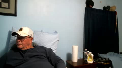 Snapshot of bottomjacki chatting on 12-15-24, 07:31 Jackie online show from 12-15-24, 07:31