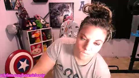 Pumpkin Butt online show from 11-10-25, 04:39