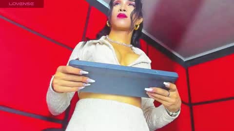 bouncing_bunnyxxx69 online show from 12-23-25, 04:43