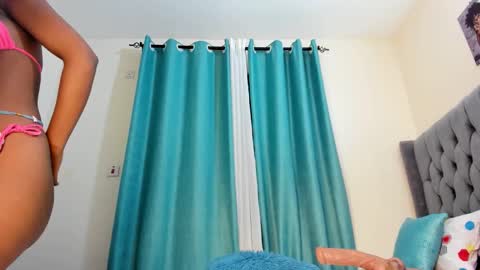 Snapshot of bouncy_booty677 chatting on 10-09-25, 07:56 bouncy_booty677 online show from 10-09-25, 07:56