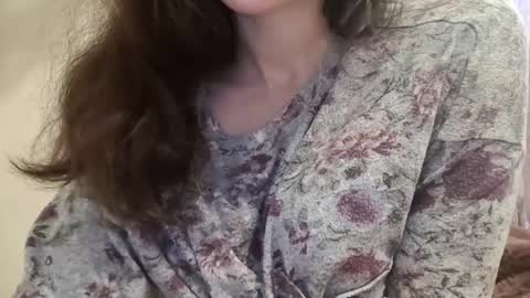 Snapshot of bouncyqueenmajesty chatting on 02-03-25, 07:00 Bouncy Queen Majesty online show from 02-03-25, 07:00