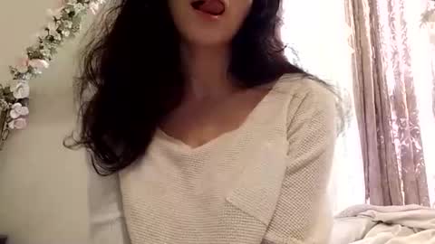 Snapshot of bouncyqueenmajesty chatting on 03-10-25, 10:24 Bouncy Queen Majesty online show from 03-10-25, 10:24