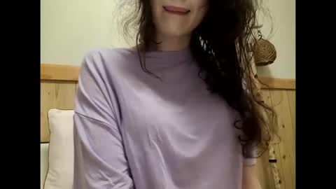 Snapshot of bouncyqueenmajesty chatting on 10-20-25, 06:52 Bouncy Queen Majesty online show from 10-20-25, 06:52