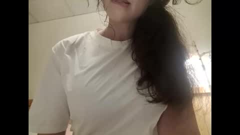 Snapshot of bouncyqueenmajesty chatting on 10-24-25, 06:26 Bouncy Queen Majesty online show from 10-24-25, 06:26