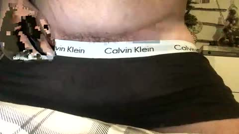 Snapshot of boxerbro123 chatting on 11-26-25, 10:00 boxerbro123 online show from 11-26-25, 10:00