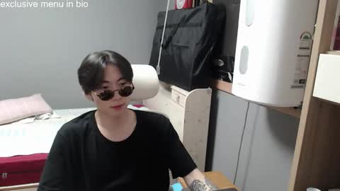 boxman556990 online show from 09-27-25, 06:24