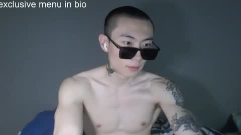Snapshot of boxman556990 chatting on 06-10-26, 01:21 boxman556990 online show from 06-10-26, 01:21
