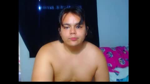 boy_king18 online show from 10-26-25, 11:27